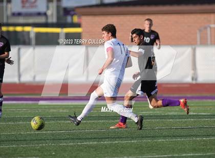 Thumbnail 3 in Lehi vs. Skyline (UHSAA 5A 2nd Round) photogallery.