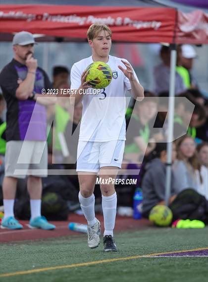 Thumbnail 3 in Lehi vs. Skyline (UHSAA 5A 2nd Round) photogallery.