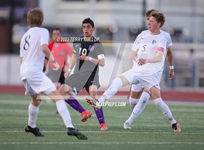 Thumbnail 2 in Lehi vs. Skyline (UHSAA 5A 2nd Round) photogallery.