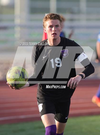 Thumbnail 3 in Lehi vs. Skyline (UHSAA 5A 2nd Round) photogallery.