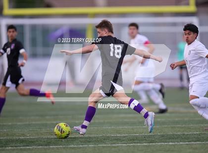 Thumbnail 2 in Lehi vs. Skyline (UHSAA 5A 2nd Round) photogallery.