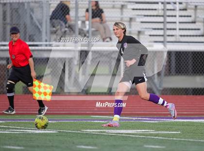 Thumbnail 2 in Lehi vs. Skyline (UHSAA 5A 2nd Round) photogallery.