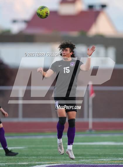 Thumbnail 2 in Lehi vs. Skyline (UHSAA 5A 2nd Round) photogallery.
