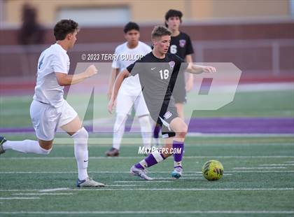Thumbnail 1 in Lehi vs. Skyline (UHSAA 5A 2nd Round) photogallery.