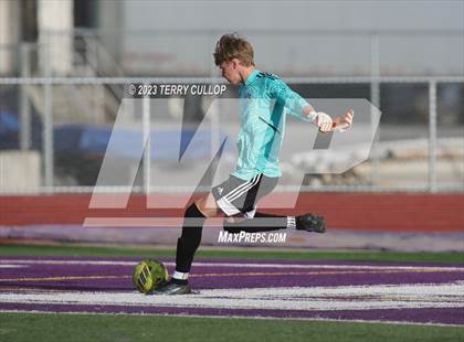 Thumbnail 1 in Lehi vs. Skyline (UHSAA 5A 2nd Round) photogallery.