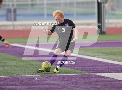 Thumbnail 3 in Lehi vs. Skyline (UHSAA 5A 2nd Round) photogallery.
