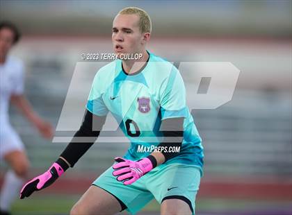 Thumbnail 3 in Lehi vs. Skyline (UHSAA 5A 2nd Round) photogallery.