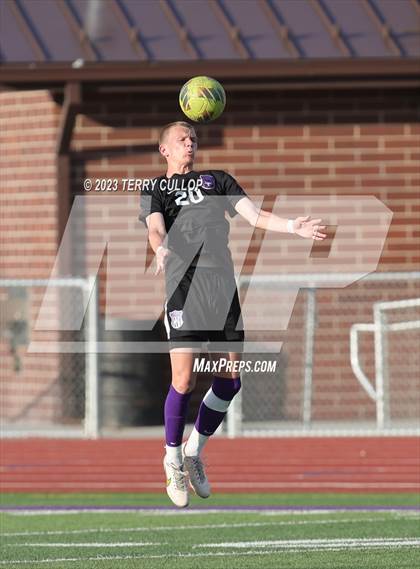 Thumbnail 1 in Lehi vs. Skyline (UHSAA 5A 2nd Round) photogallery.