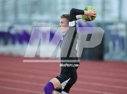 Thumbnail 3 in Lehi vs. Skyline (UHSAA 5A 2nd Round) photogallery.