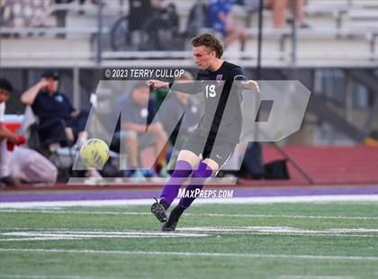 Thumbnail 3 in Lehi vs. Skyline (UHSAA 5A 2nd Round) photogallery.