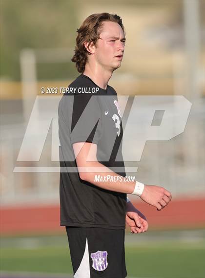 Thumbnail 3 in Lehi vs. Skyline (UHSAA 5A 2nd Round) photogallery.