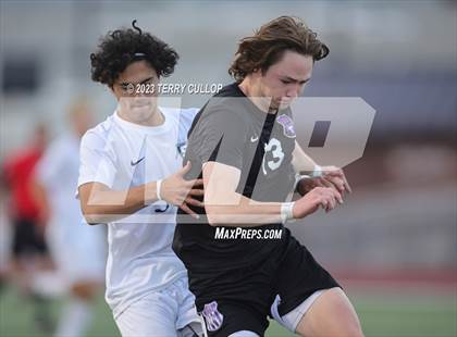 Thumbnail 3 in Lehi vs. Skyline (UHSAA 5A 2nd Round) photogallery.