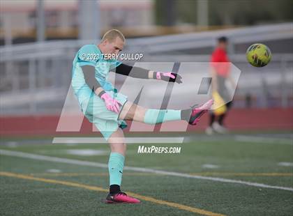 Thumbnail 2 in Lehi vs. Skyline (UHSAA 5A 2nd Round) photogallery.