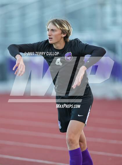 Thumbnail 3 in Lehi vs. Skyline (UHSAA 5A 2nd Round) photogallery.