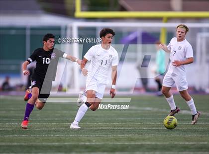 Thumbnail 1 in Lehi vs. Skyline (UHSAA 5A 2nd Round) photogallery.
