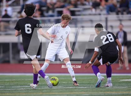 Thumbnail 1 in Lehi vs. Skyline (UHSAA 5A 2nd Round) photogallery.