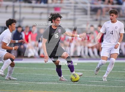 Thumbnail 2 in Lehi vs. Skyline (UHSAA 5A 2nd Round) photogallery.