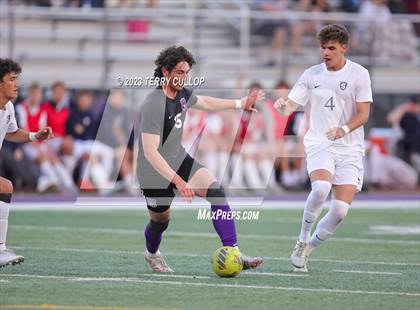 Thumbnail 3 in Lehi vs. Skyline (UHSAA 5A 2nd Round) photogallery.
