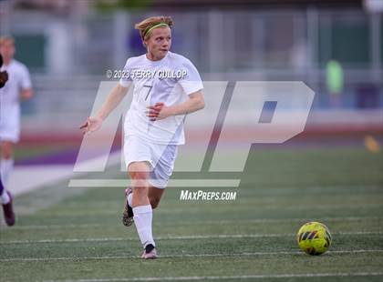Thumbnail 2 in Lehi vs. Skyline (UHSAA 5A 2nd Round) photogallery.