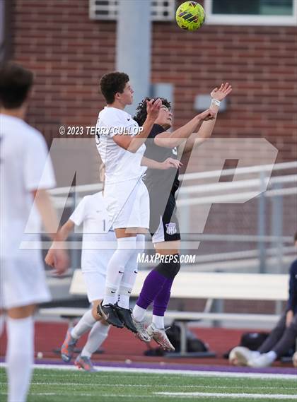 Thumbnail 2 in Lehi vs. Skyline (UHSAA 5A 2nd Round) photogallery.