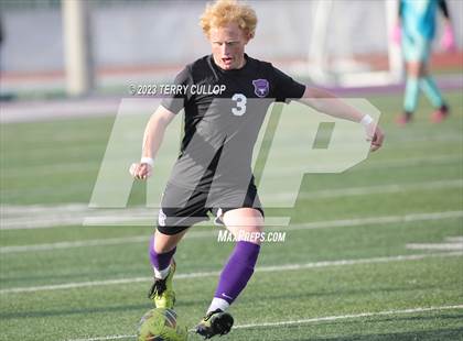 Thumbnail 3 in Lehi vs. Skyline (UHSAA 5A 2nd Round) photogallery.