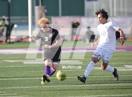 Thumbnail 2 in Lehi vs. Skyline (UHSAA 5A 2nd Round) photogallery.