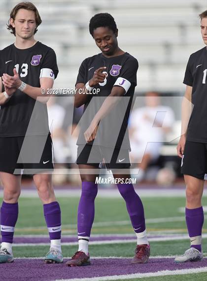 Thumbnail 1 in Lehi vs. Skyline (UHSAA 5A 2nd Round) photogallery.