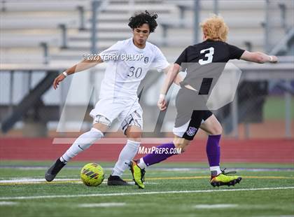 Thumbnail 3 in Lehi vs. Skyline (UHSAA 5A 2nd Round) photogallery.