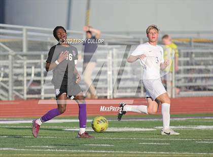 Thumbnail 1 in Lehi vs. Skyline (UHSAA 5A 2nd Round) photogallery.