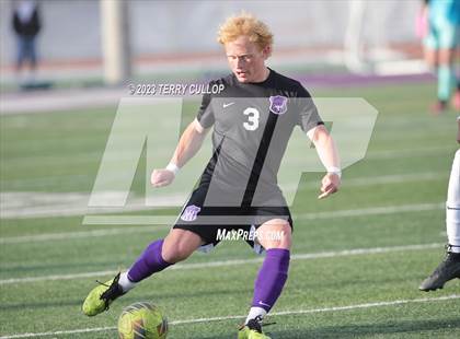 Thumbnail 1 in Lehi vs. Skyline (UHSAA 5A 2nd Round) photogallery.