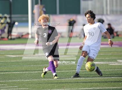 Thumbnail 3 in Lehi vs. Skyline (UHSAA 5A 2nd Round) photogallery.