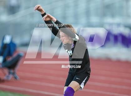 Thumbnail 3 in Lehi vs. Skyline (UHSAA 5A 2nd Round) photogallery.