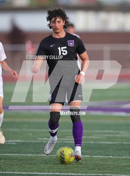 Thumbnail 1 in Lehi vs. Skyline (UHSAA 5A 2nd Round) photogallery.