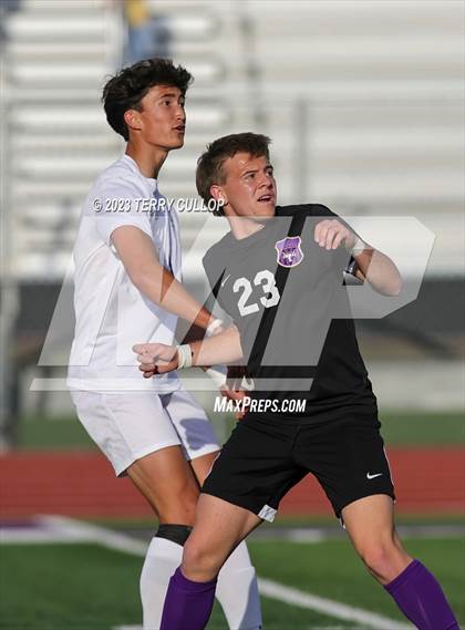 Thumbnail 2 in Lehi vs. Skyline (UHSAA 5A 2nd Round) photogallery.