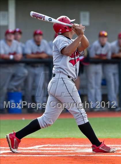 Thumbnail 1 in Plainedge vs. Shoreham-Wading River (NYSPHSAA Class A Regional Final) photogallery.