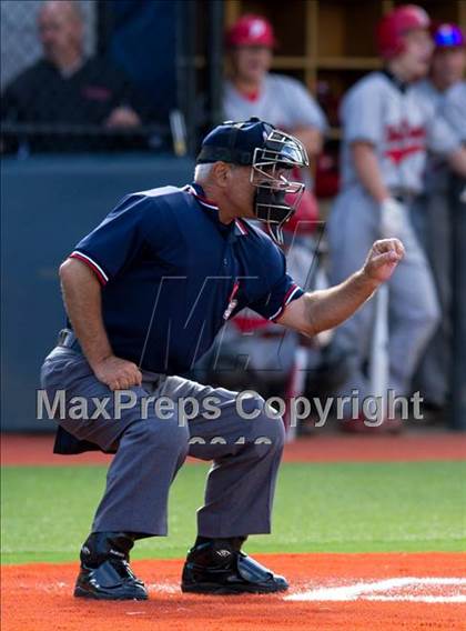 Thumbnail 2 in Plainedge vs. Shoreham-Wading River (NYSPHSAA Class A Regional Final) photogallery.