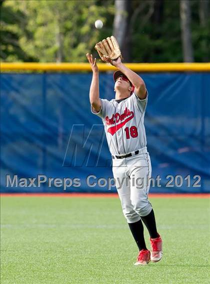 Thumbnail 3 in Plainedge vs. Shoreham-Wading River (NYSPHSAA Class A Regional Final) photogallery.