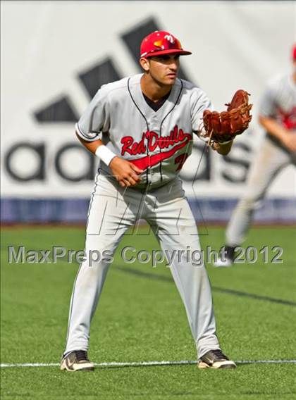 Thumbnail 2 in Plainedge vs. Shoreham-Wading River (NYSPHSAA Class A Regional Final) photogallery.