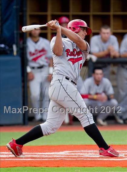 Thumbnail 2 in Plainedge vs. Shoreham-Wading River (NYSPHSAA Class A Regional Final) photogallery.