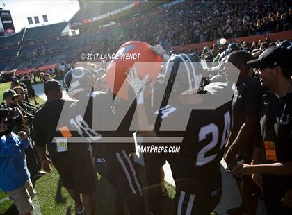Thumbnail 2 in Pine Creek vs. Pueblo South (CHSAA 4A Championship) photogallery.