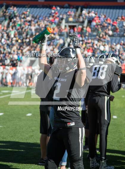 Thumbnail 2 in Pine Creek vs. Pueblo South (CHSAA 4A Championship) photogallery.