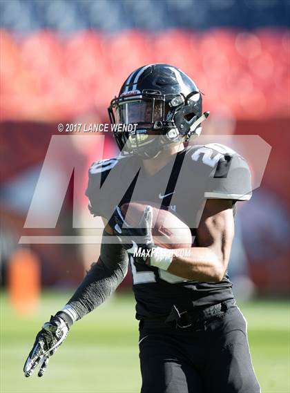 Thumbnail 1 in Pine Creek vs. Pueblo South (CHSAA 4A Championship) photogallery.