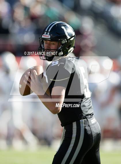 Thumbnail 3 in Pine Creek vs. Pueblo South (CHSAA 4A Championship) photogallery.
