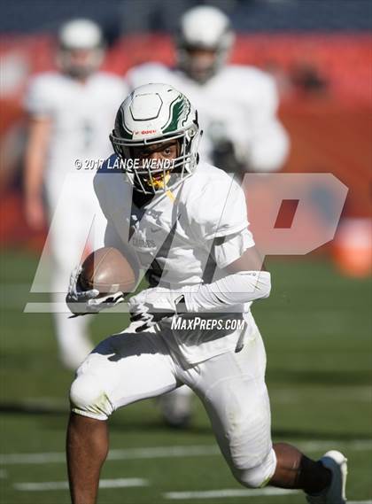 Thumbnail 1 in Pine Creek vs. Pueblo South (CHSAA 4A Championship) photogallery.