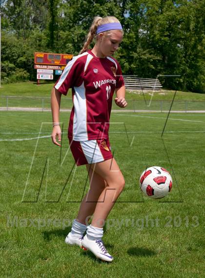 Thumbnail 3 in Walsh Jesuit (Preseason Early Contenders Soccer Photo Shoot) photogallery.