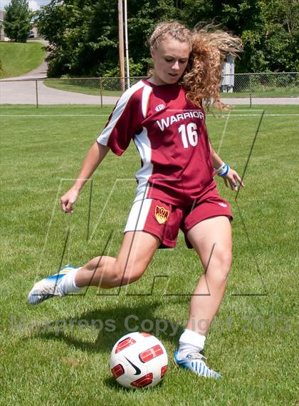 Thumbnail 2 in Walsh Jesuit (Preseason Early Contenders Soccer Photo Shoot) photogallery.
