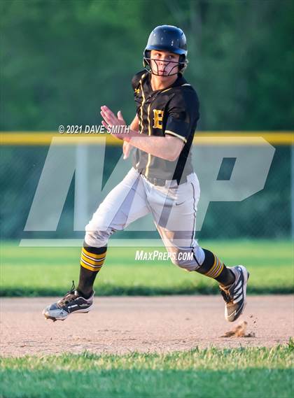 Thumbnail 2 in Bettendorf @ Davenport North photogallery.