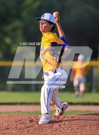 Thumbnail 3 in Bettendorf @ Davenport North photogallery.