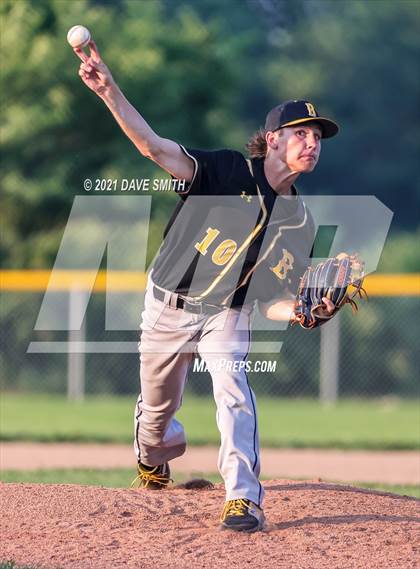 Thumbnail 3 in Bettendorf @ Davenport North photogallery.
