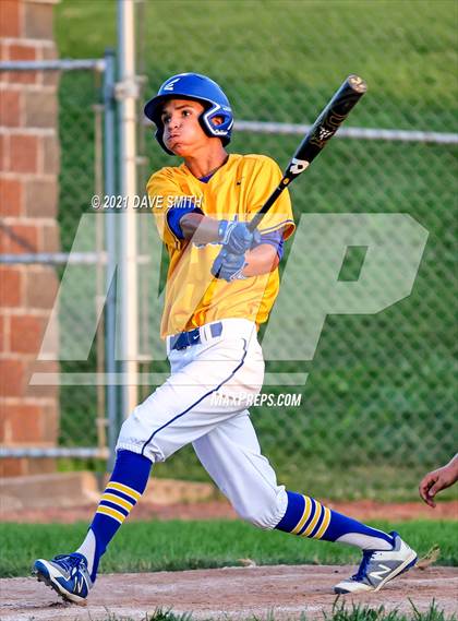 Thumbnail 3 in Bettendorf @ Davenport North photogallery.